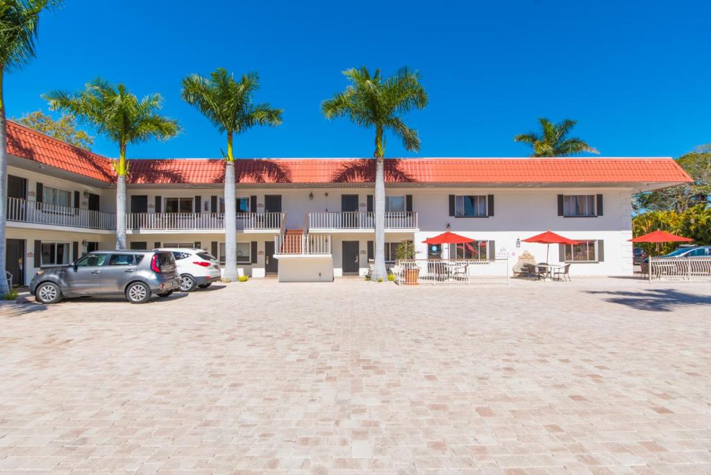 Hibiscus Suites - Sarasota photo 4