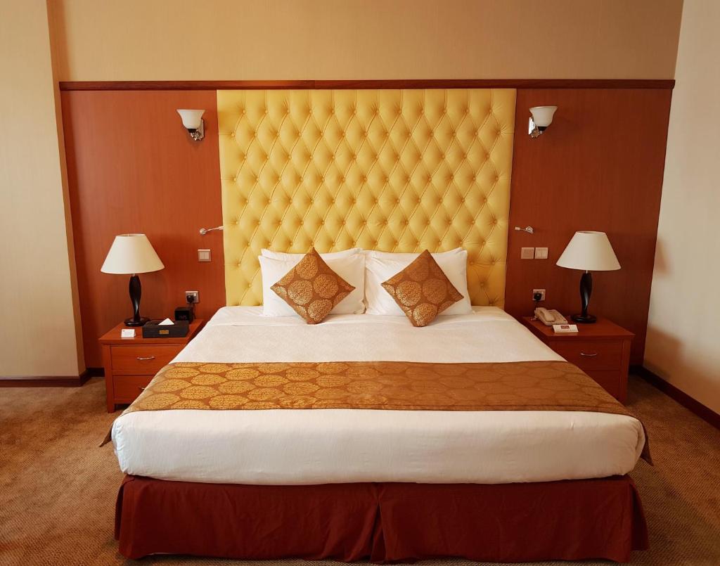Сьюит (Представительский люкс), Отель Al Jawhara Gardens Hotel