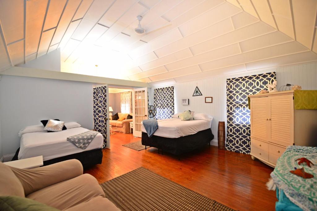 Historic Apartment in the Heart of Christiansted photo 3
