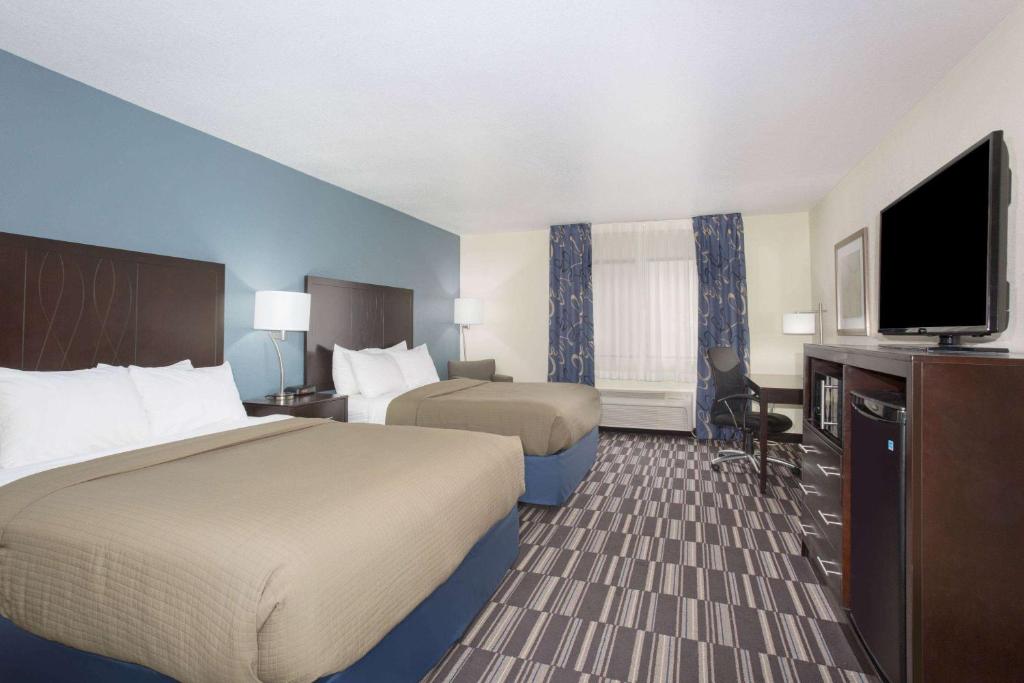 AmericInn by Wyndham Mount Pleasant image