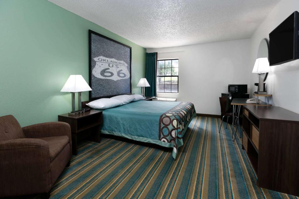Super 8 by Wyndham Sapulpa/Tulsa Area photo 3