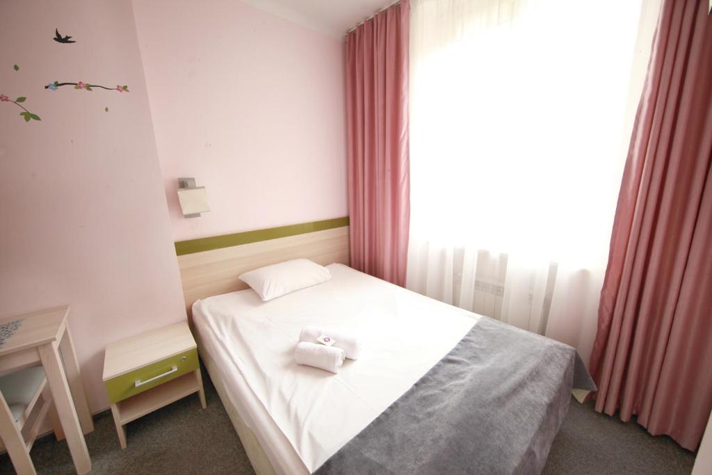 Одноместный (Одноместный номер с собственной ванной комнатой), eMKa Hostel