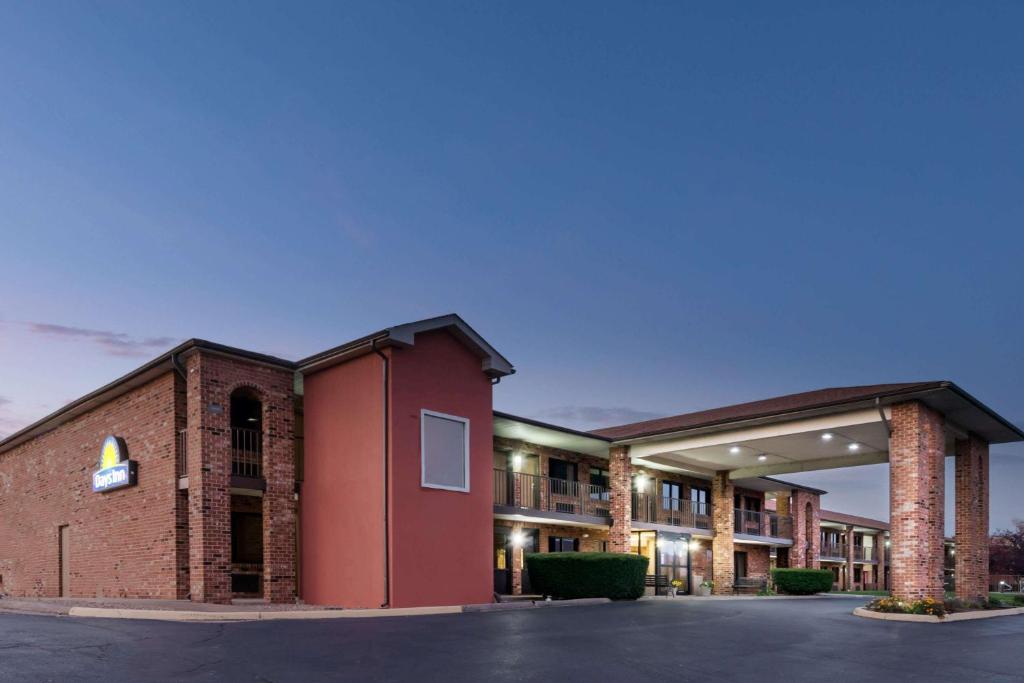 Days Inn by Wyndham New Market Battlefield image