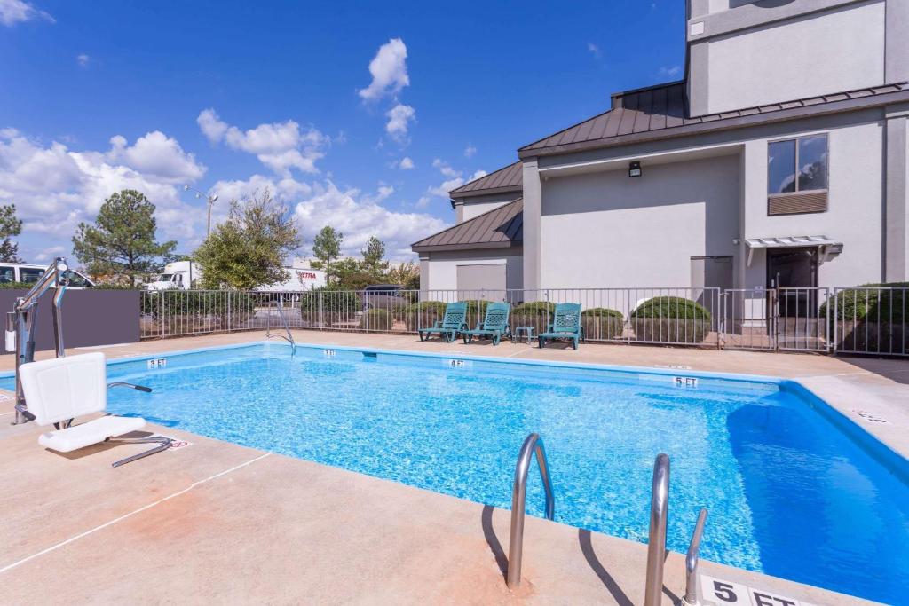Super 8 by Wyndham Greer/Spartanburg Area photo 4