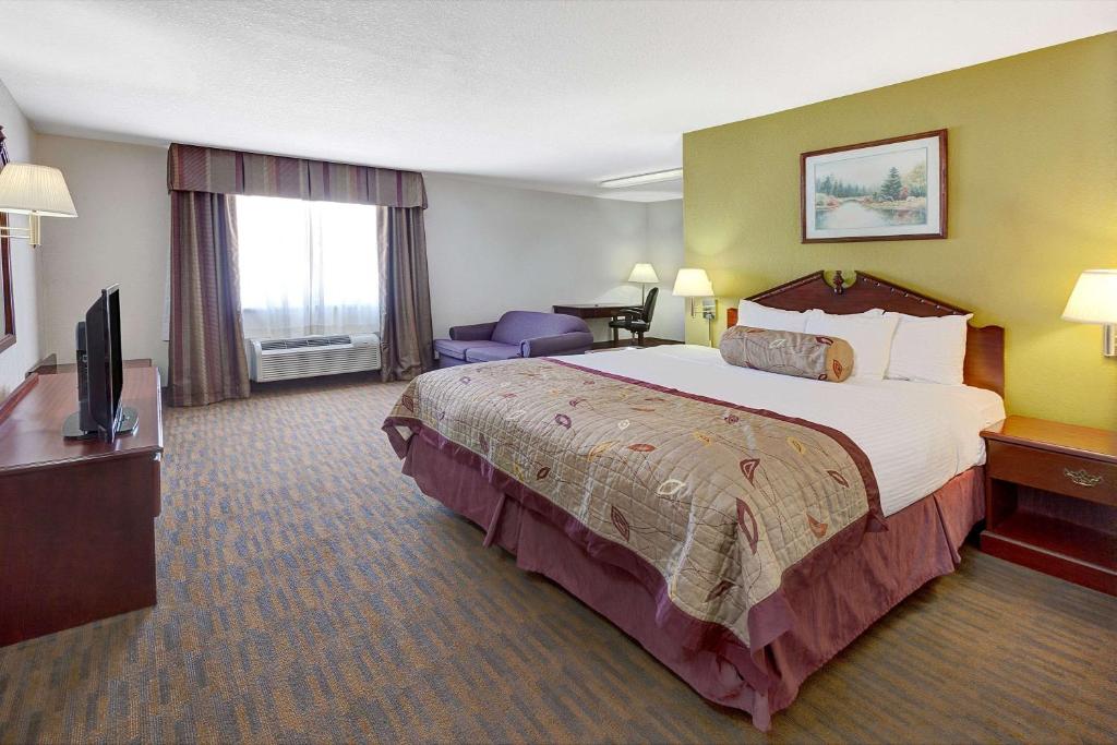 Quality Inn El Reno - Tap to explore photos
