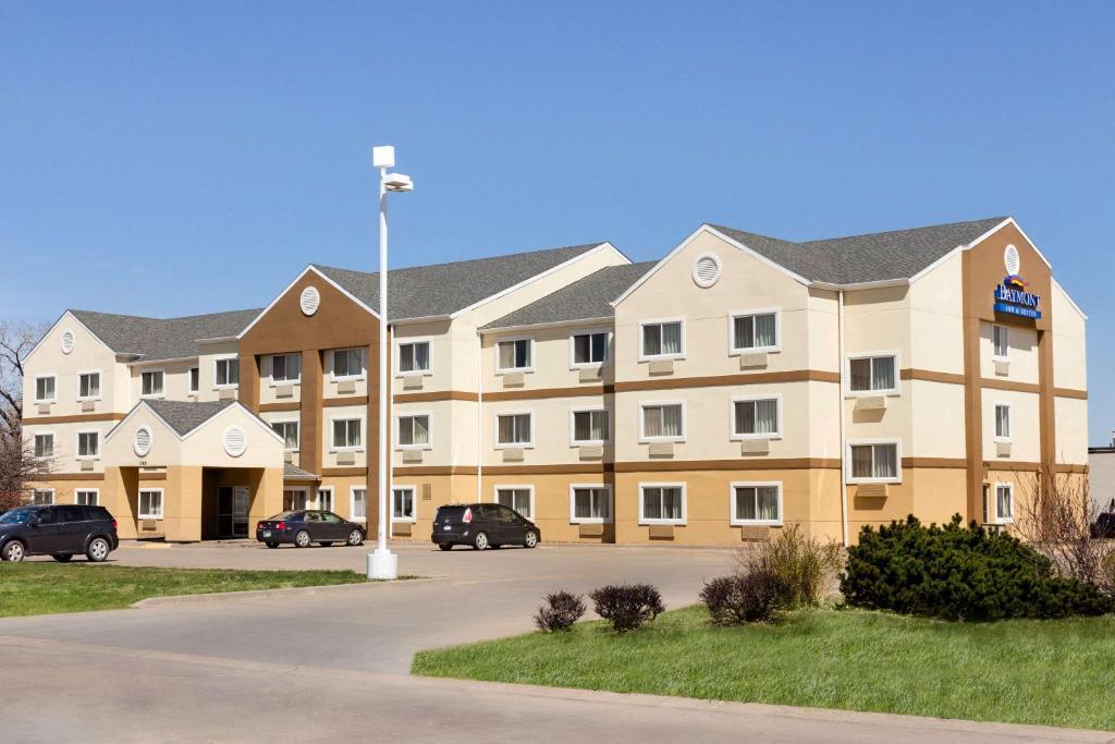 Baymont by Wyndham Salina image