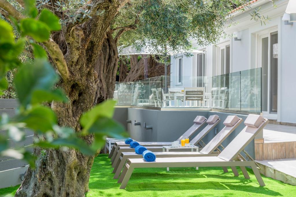 Odysseus Villa photo 1