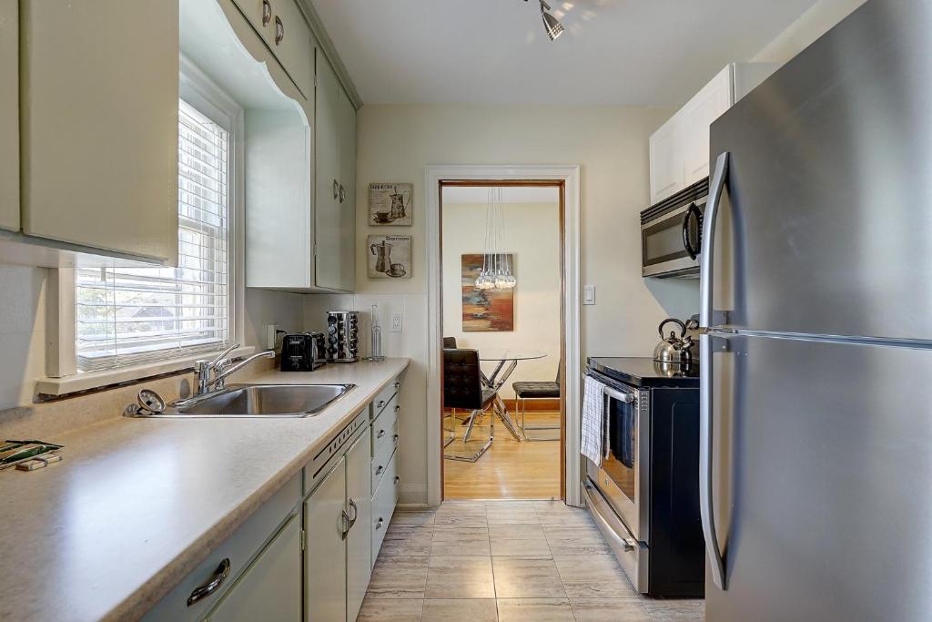 Parkside House photo 3