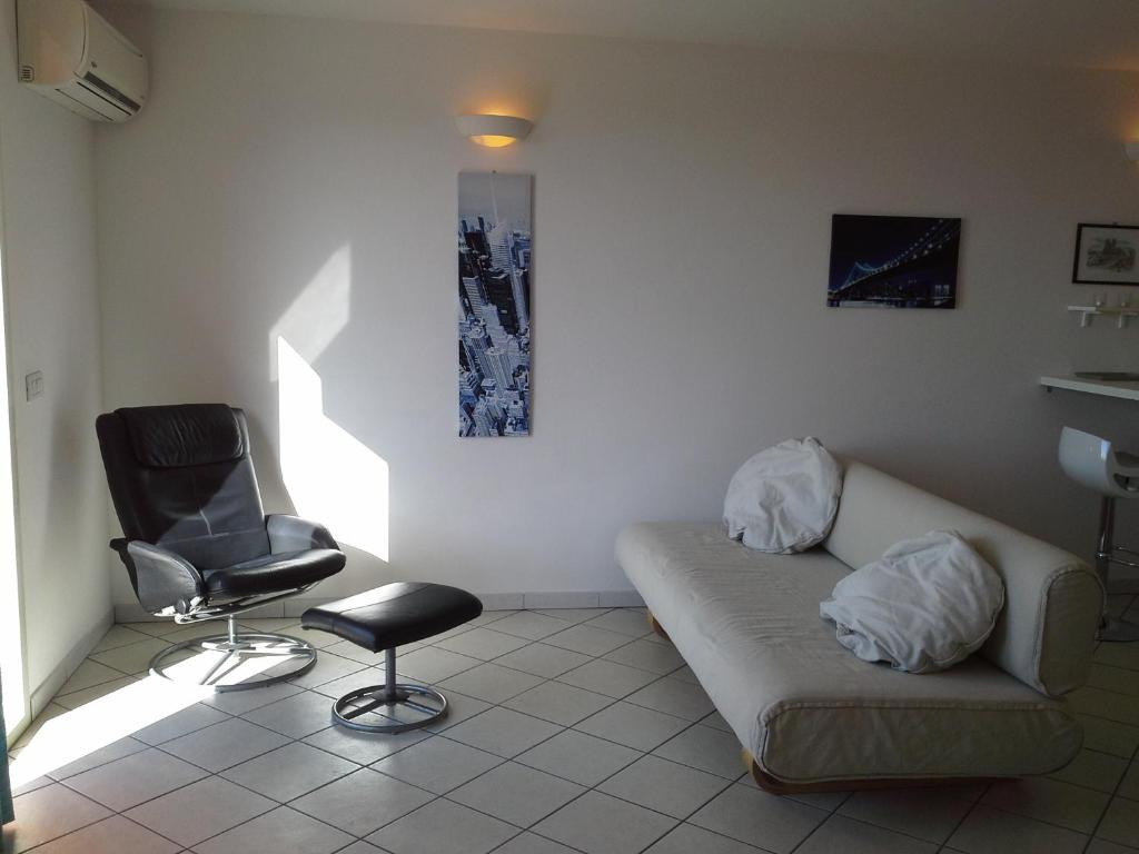 Appartamento Elegante E Panoramico Con Splendida Vista Mare photo 2