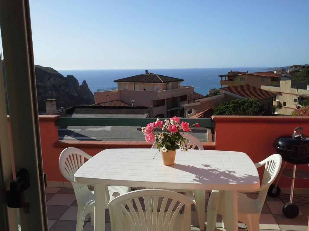 Appartamento Elegante E Panoramico Con Splendida Vista Mare photo 4