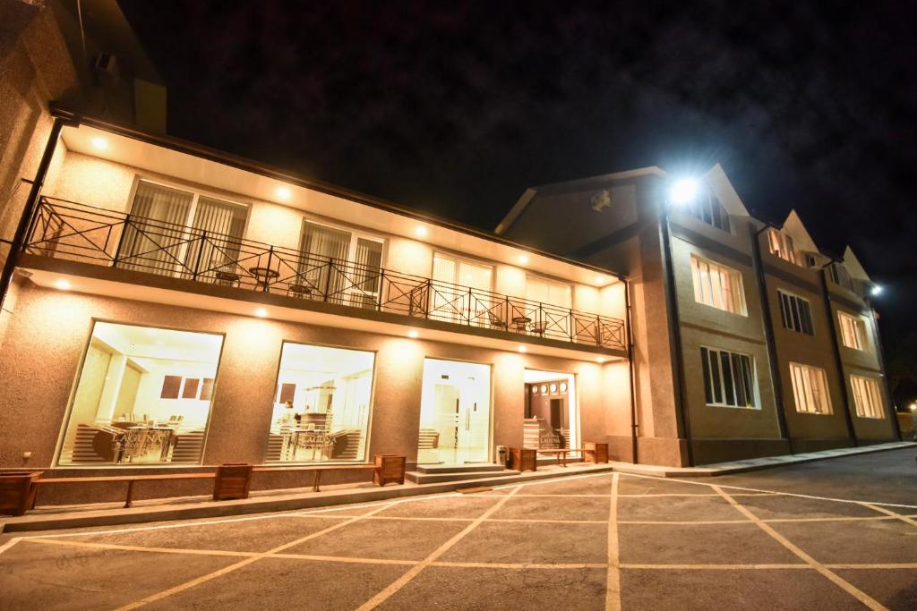 Laguna Hotel photo 1