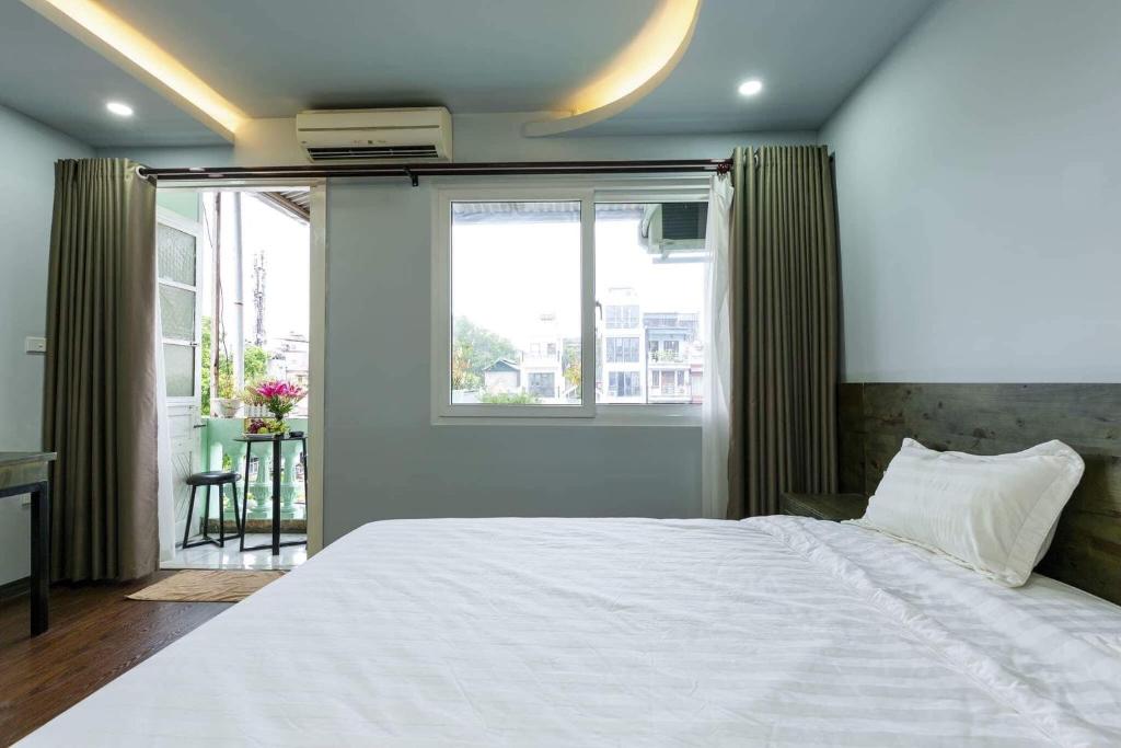 Четырехместный (Роскошный четырехместный номер), Hanoi Moon Cactus