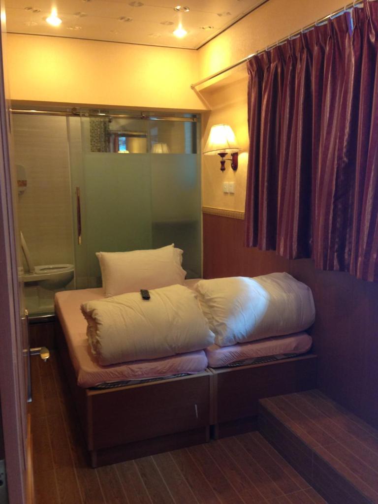 Двухместный (Двухместный номер Делюкс с 2 отдельными кроватями), Venetian Hostel