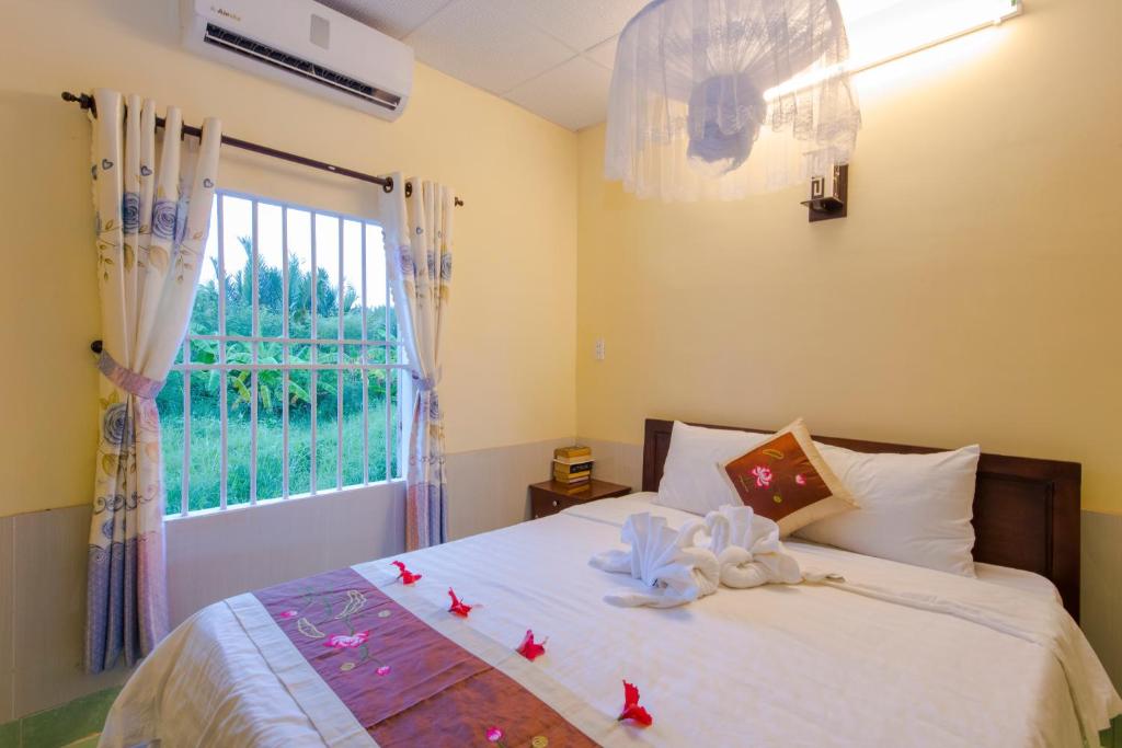 Bougain Villeas Homestay