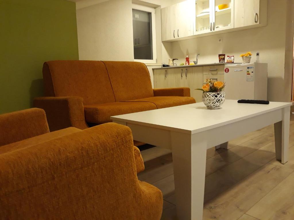 Vila & Apartments MATEA photo 4