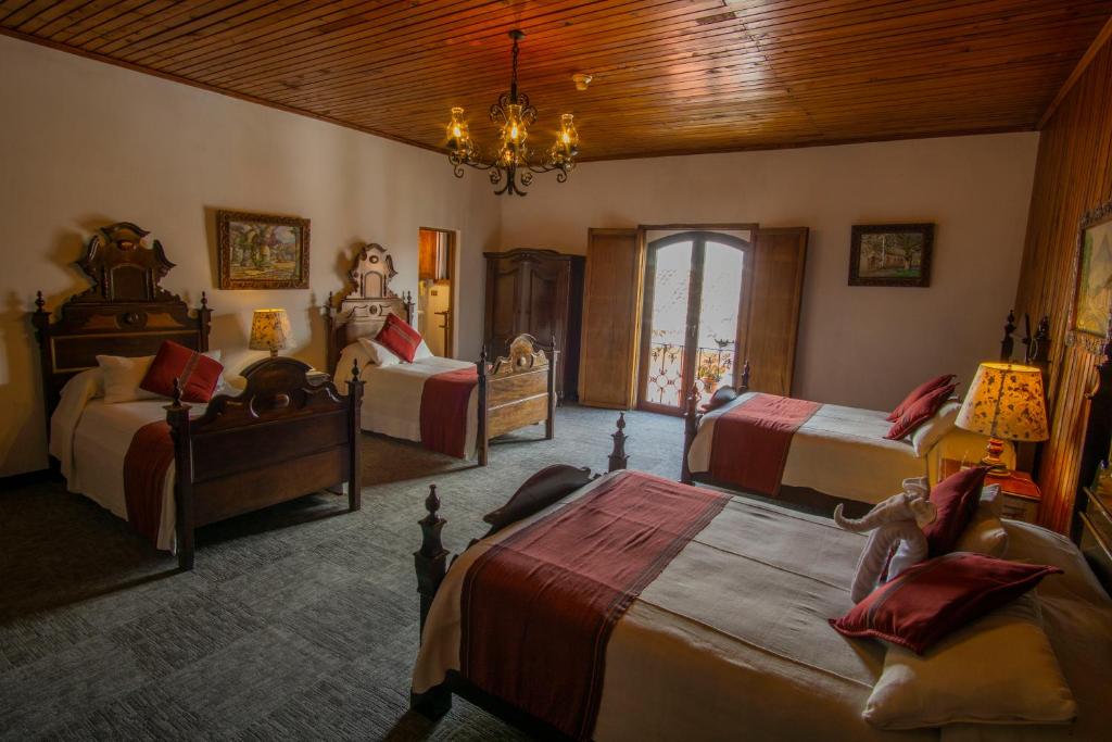 Hotel Posada de Don Rodrigo Antigua photo 3