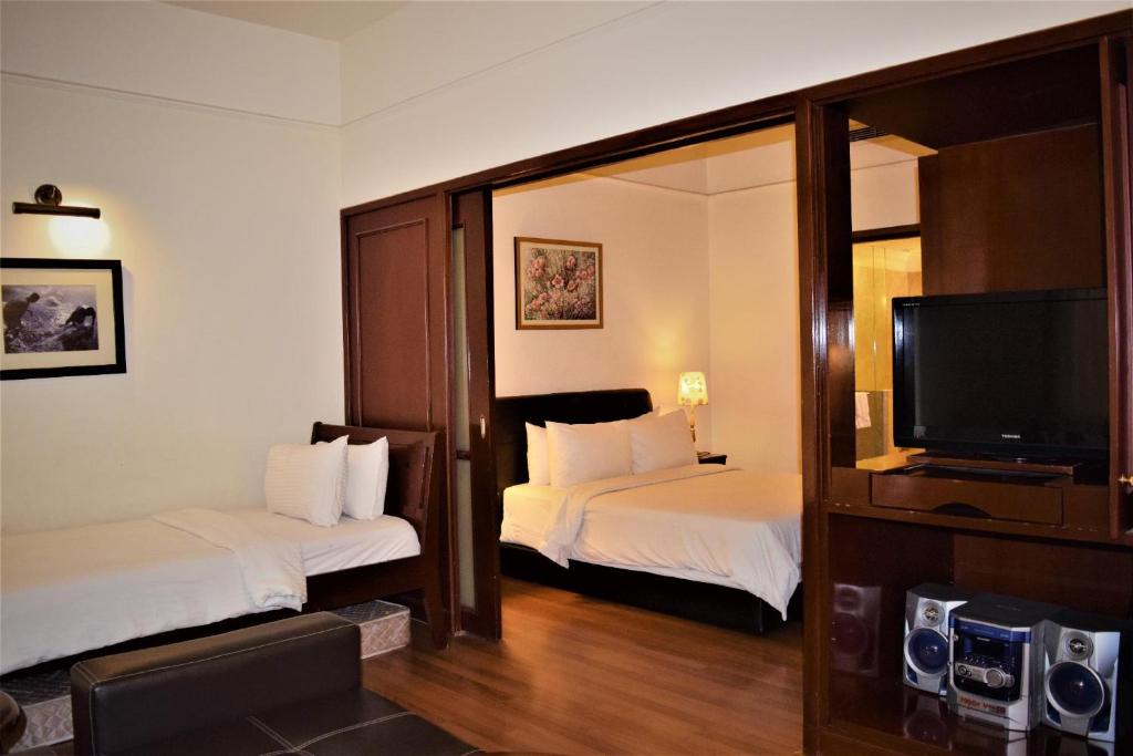 Сьюит (Superior Suite (With Late Check Out)), Comfort Service Apartment At Times Square
