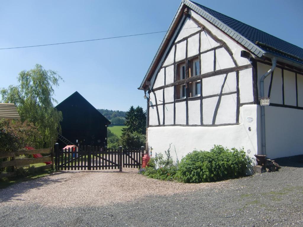 The little Stone House photo 4