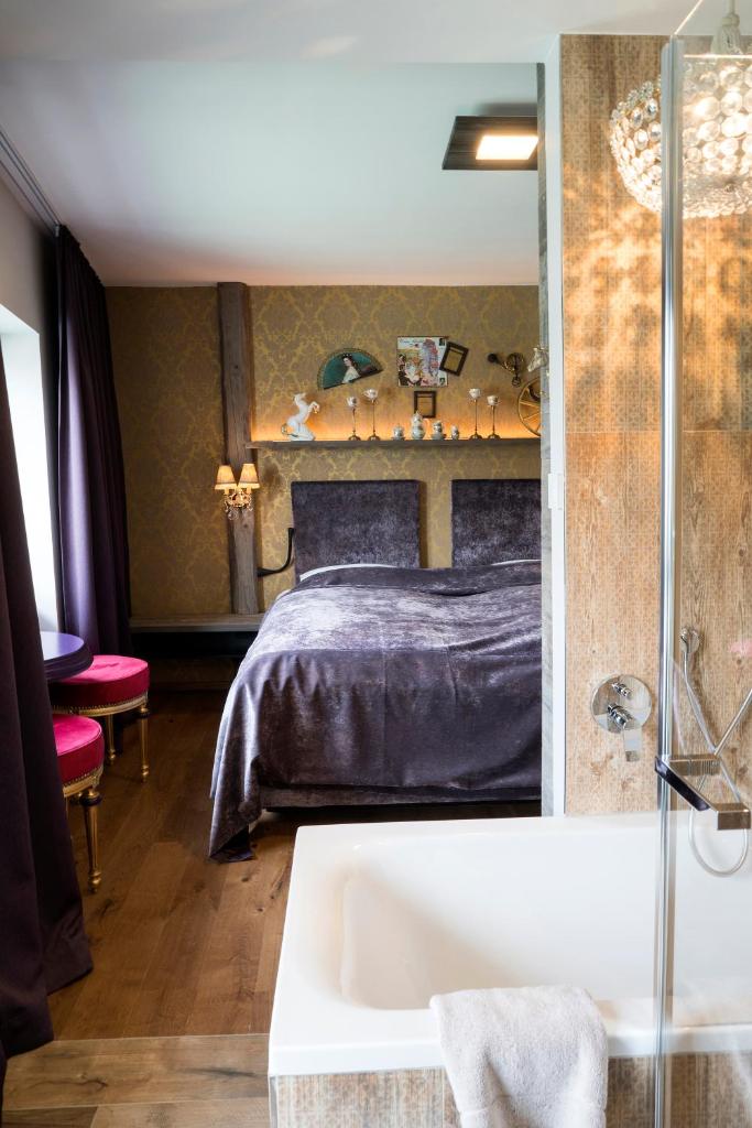 Boutique Hotel im Auracher Löchl photo 4