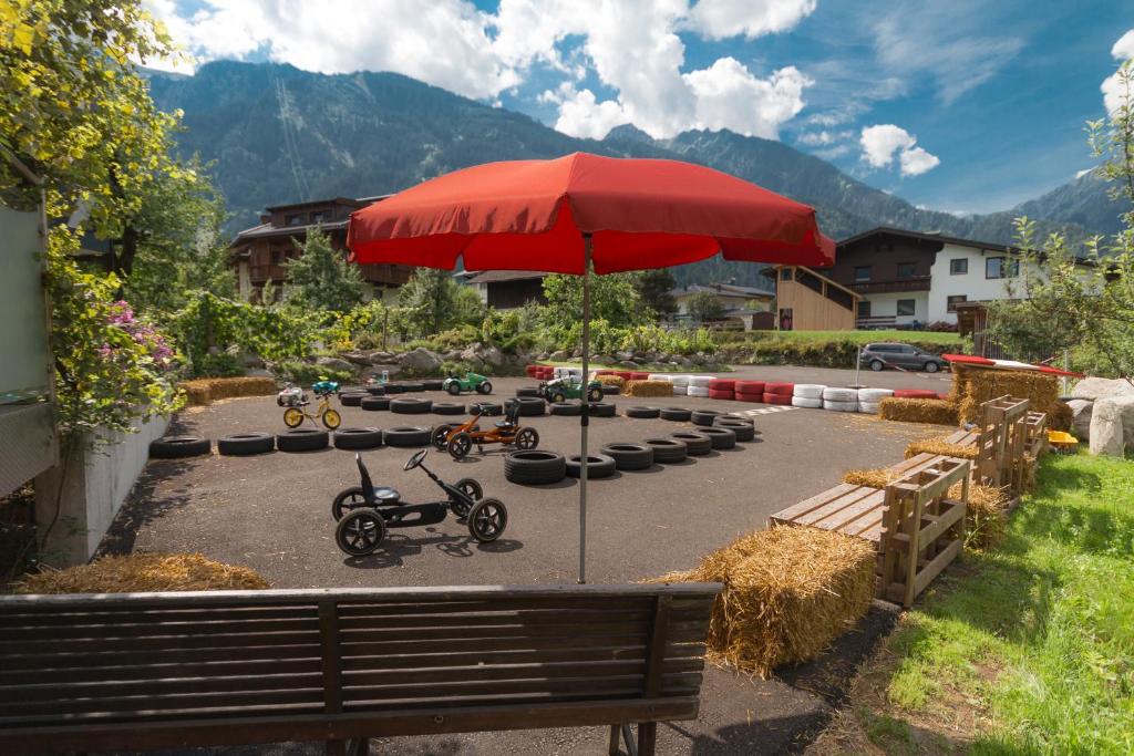 Apart Central – Premium Mountain&Garden photo 3