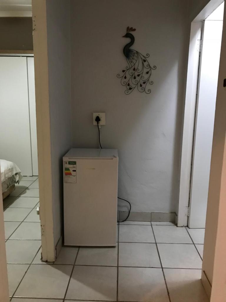 Ian and Pam's Flatlet photo 3