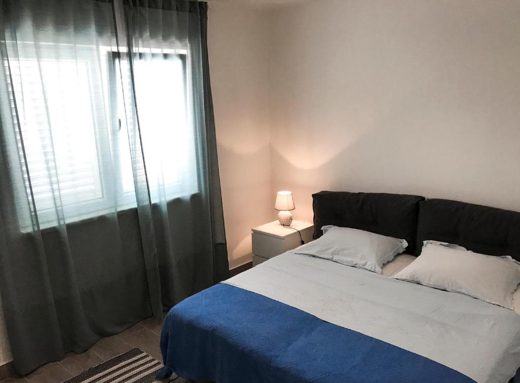 Punta Preko Apartments photo 1