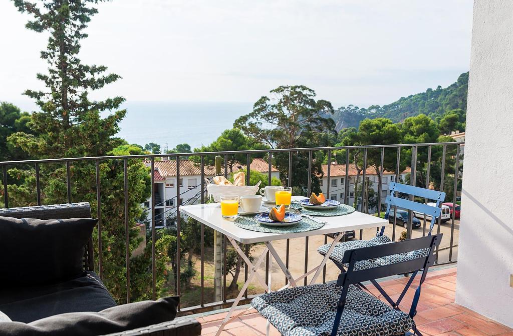 Azteka Blue 2 Bed Apartment Calella de Palafrugell photo 2