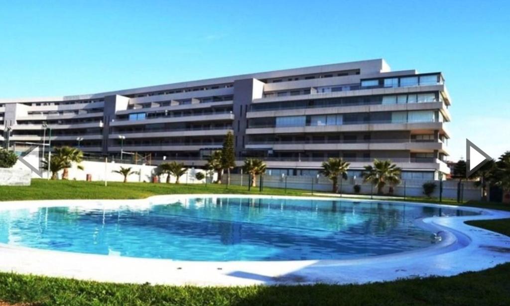 Apartamento Lujo, Primera linea playa, Garaje, Wifi, Piscina climatizada photo 3