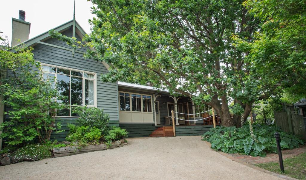 Oak Tree Lodge photo 3