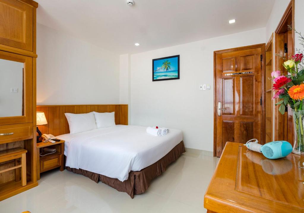Двухместный (Двухместный номер Делюкс с 1 кроватью), Royal Hotel Nha Trang
