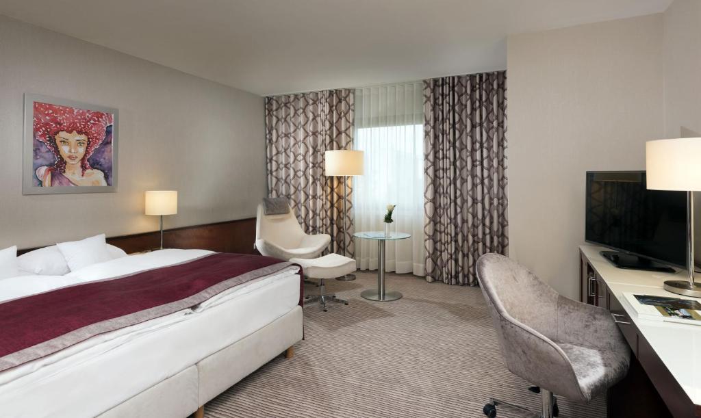 Двухместный (Двухместный номер «Комфорт» с 1 кроватью), Maritim Hotel Bonn