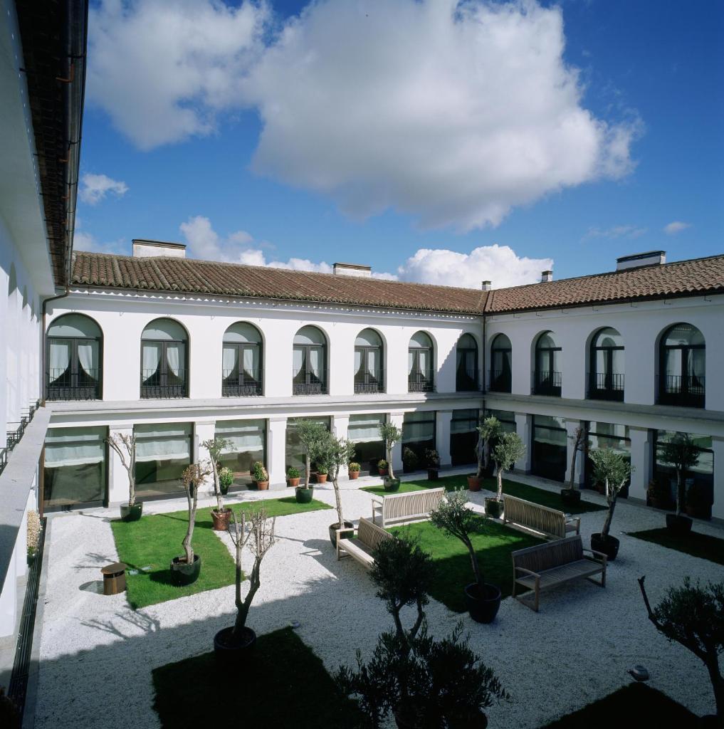 Parador de Trujillo photo 1