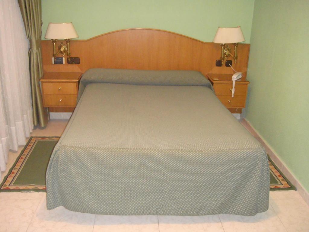 Hostal Serpol photo 4