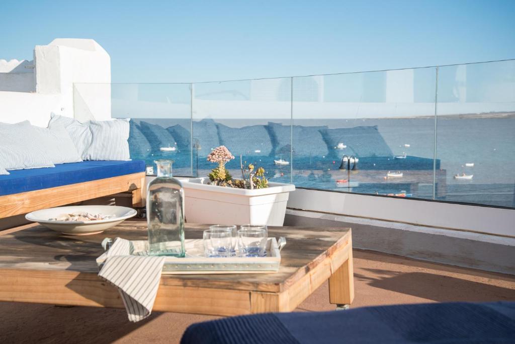 Modern home with Ocean View photo 1