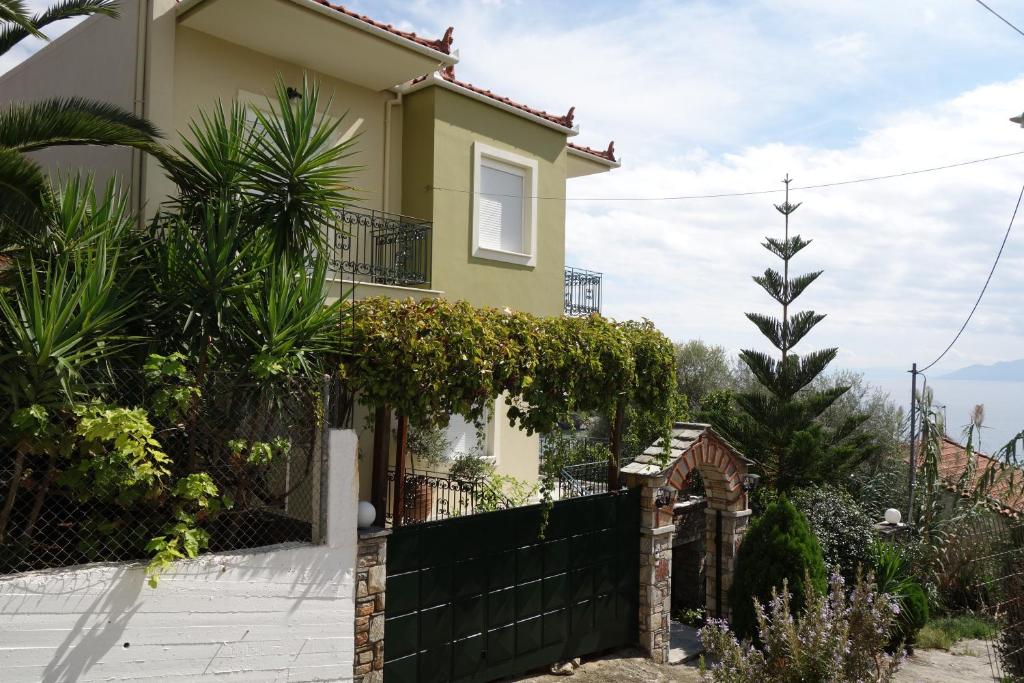 Beach Front House With View photo 1