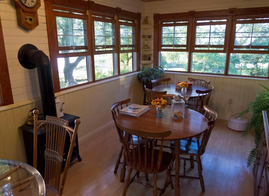 Fairmount Bed & Breakfast photo 2