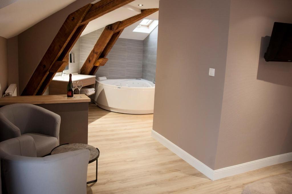 Logis Auberge Des Voyageurs photo 3