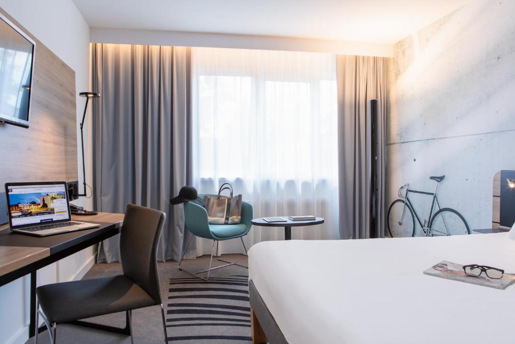 Двухместный (Улучшенный двухместный номер с 1 кроватью), Novotel Wrocław City