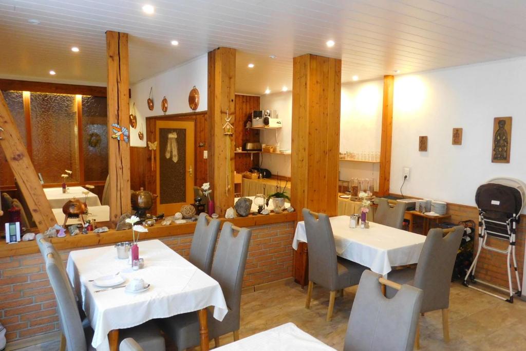 Hotel Pension am Kurmittelhaus photo 3