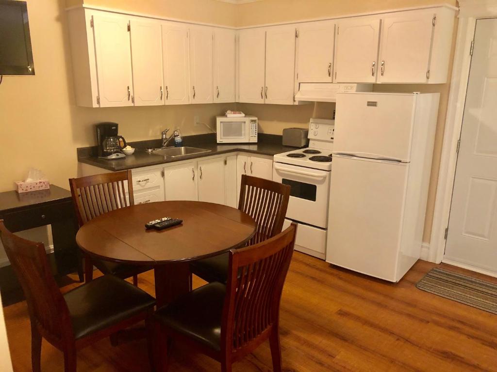 Arnold's Cove Inn photo 4