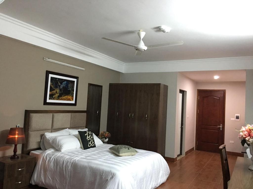 Студио (Номер-студио с балконом), ISTAY Hotel Apartment 1