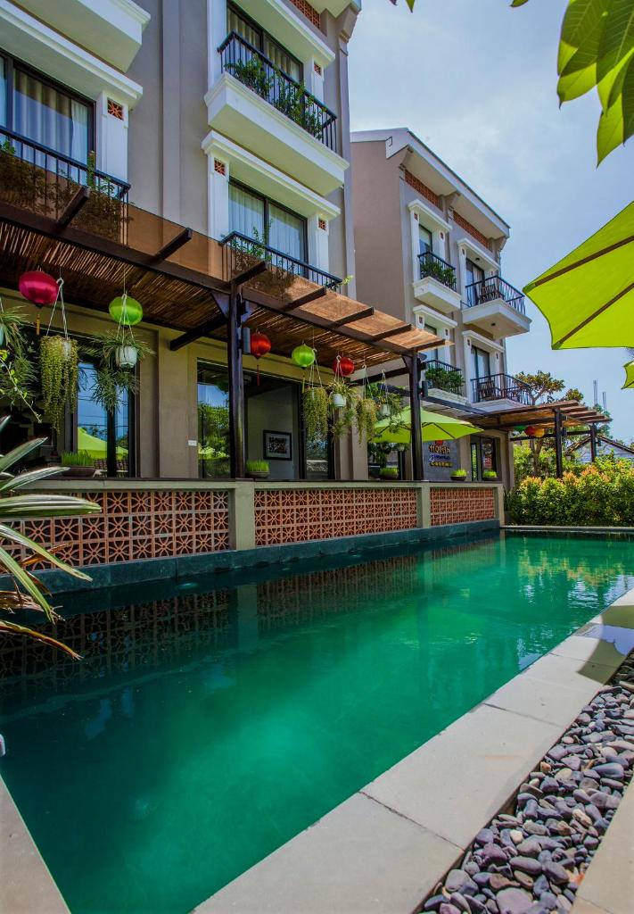 Sông Lụa (Silk River Villa)