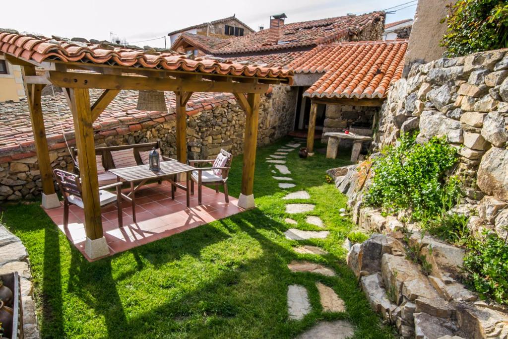 Casa rural La Rasa photo 2