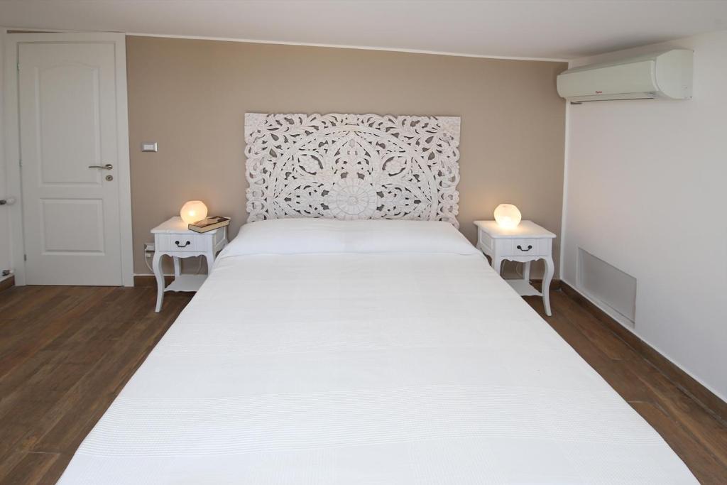 villa aurora photo 2