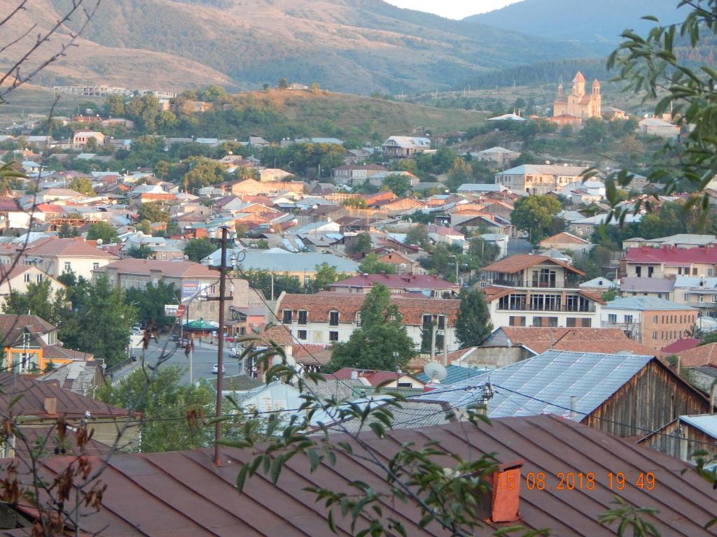 Zukas Hause photo 3