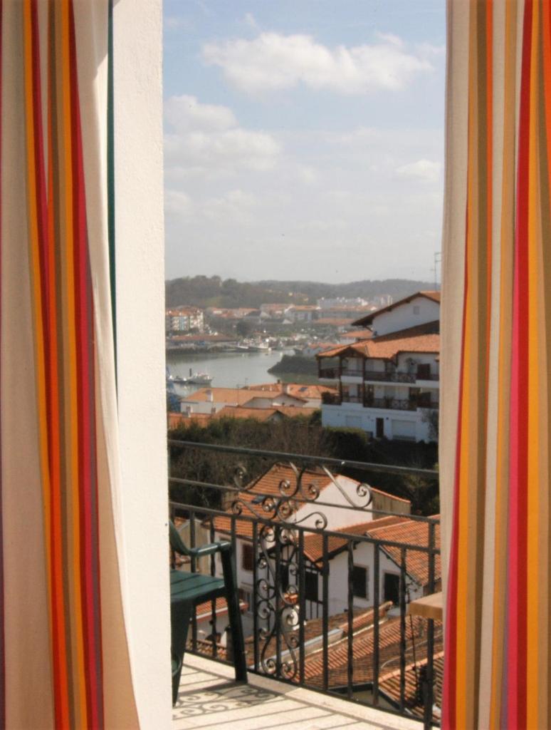 Двухместный (Double Room with Shower and Balcony - Harbour View), Citotel Agur Deneri