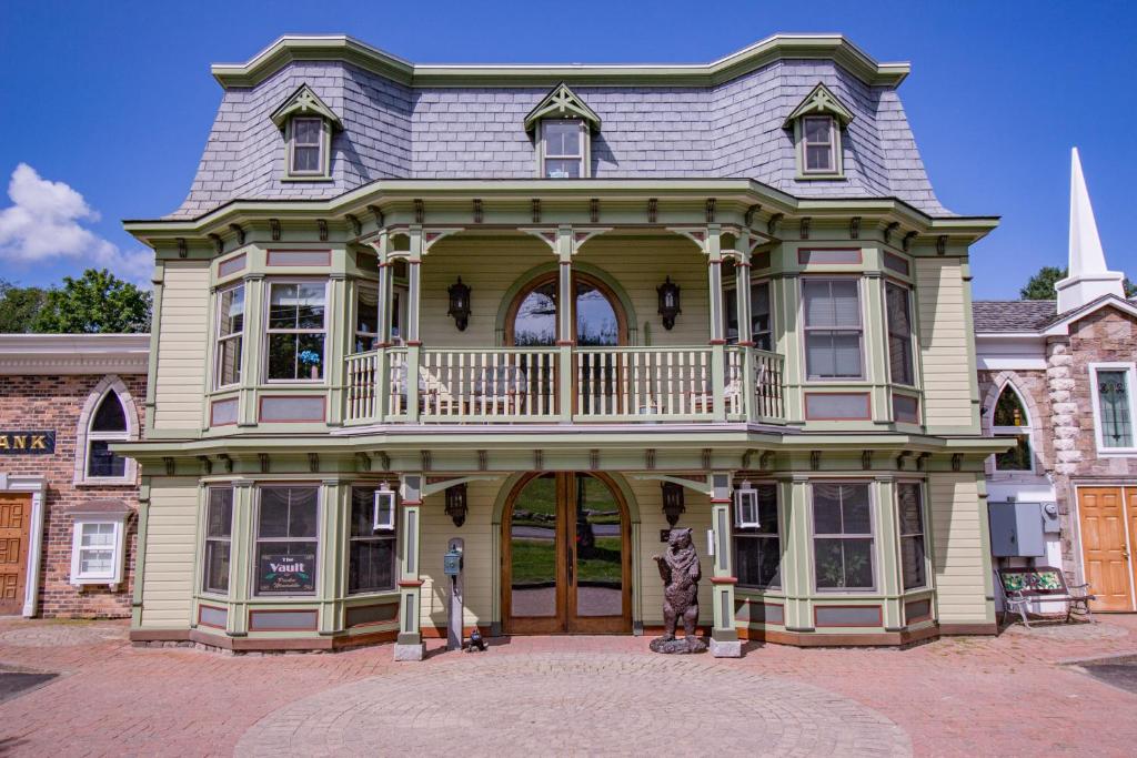 Adventure Suites image