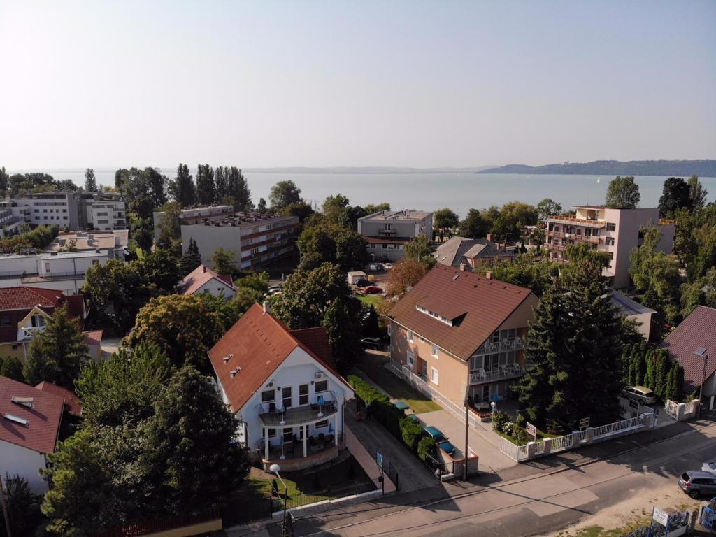 Kék Lagúna Vendégház photo 3