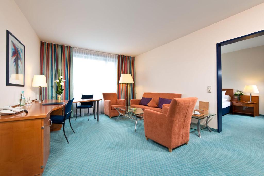 Сьюит (Главный люкс), Maritim Hotel Frankfurt