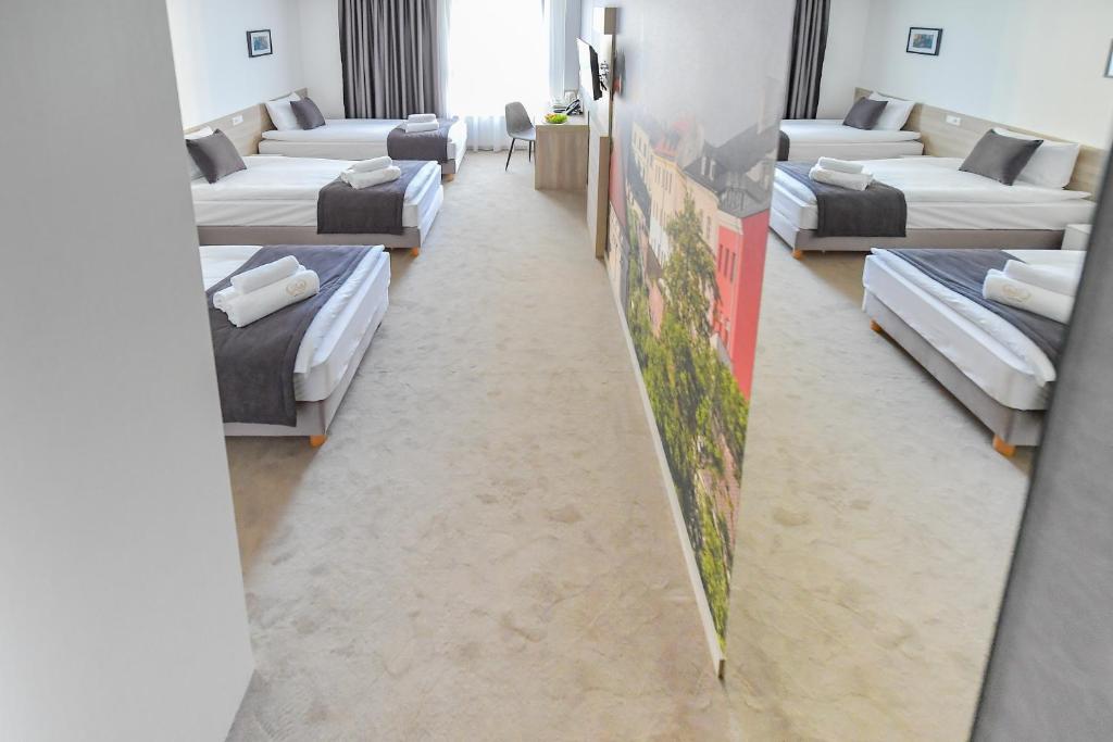 Трехместный (Стандартный трехместный номер), Lubhotel